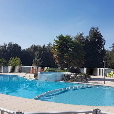 Les Chenes Verts Hotel Saint-Savinien