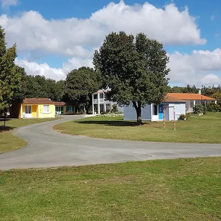Les Chenes Verts Saint-Savinien