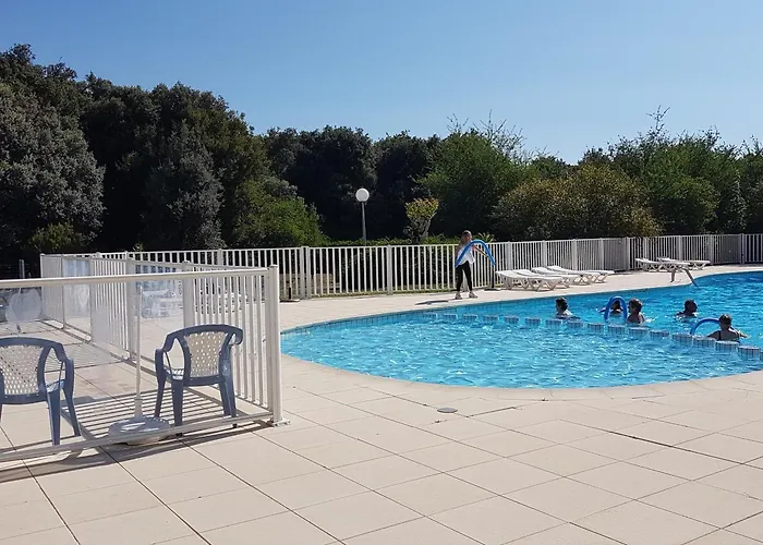 Les Chenes Verts Hotel Saint-Savinien